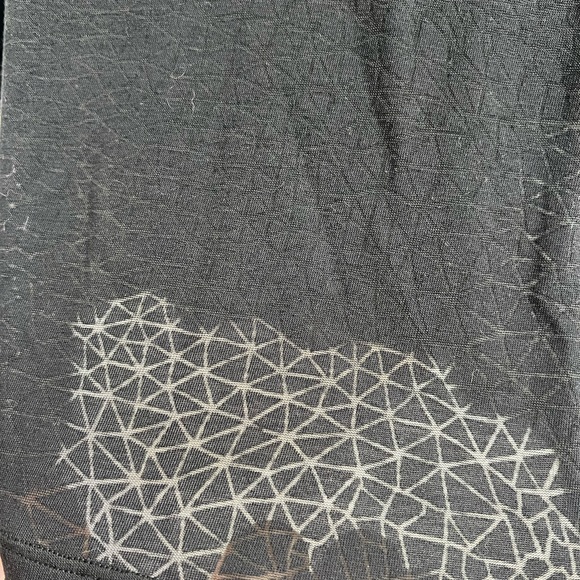 lululemon Cropped Cates Tee Veil (Triangle Pattern) - Picture 3 of 4